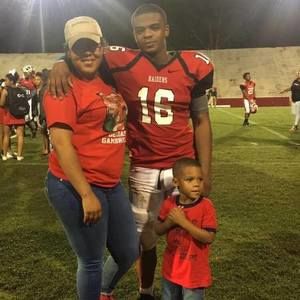 Meet your Posher, Dekias